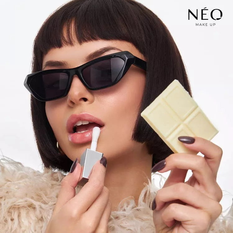 Lip oil- Chocolate: 04 WHITE CHOCOLATE