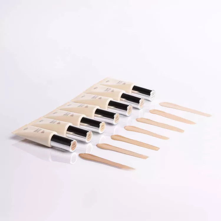 Cover Foundation: 05 GOLD