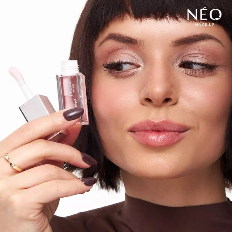 Lip oil- Chocolate: 02 STRAWBERRY CHOCOLATE