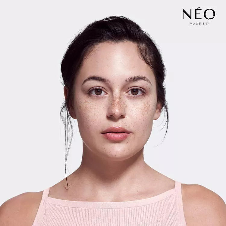 Regenerating Mascara - Oil Mascara: BLACK