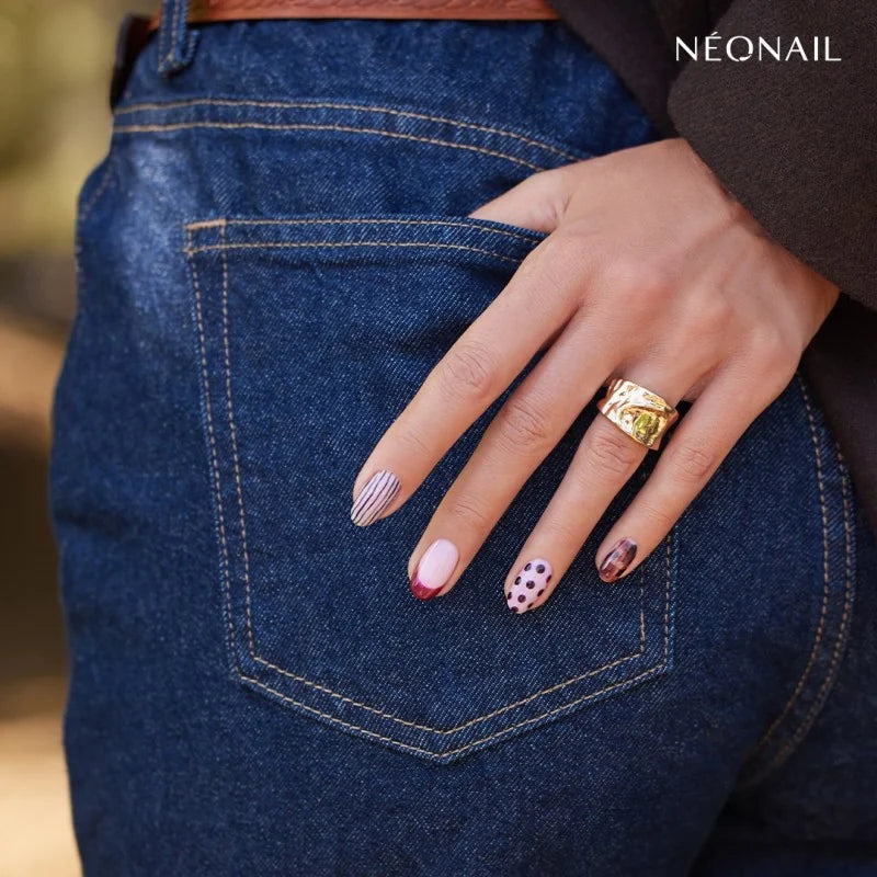 Red Obsession
