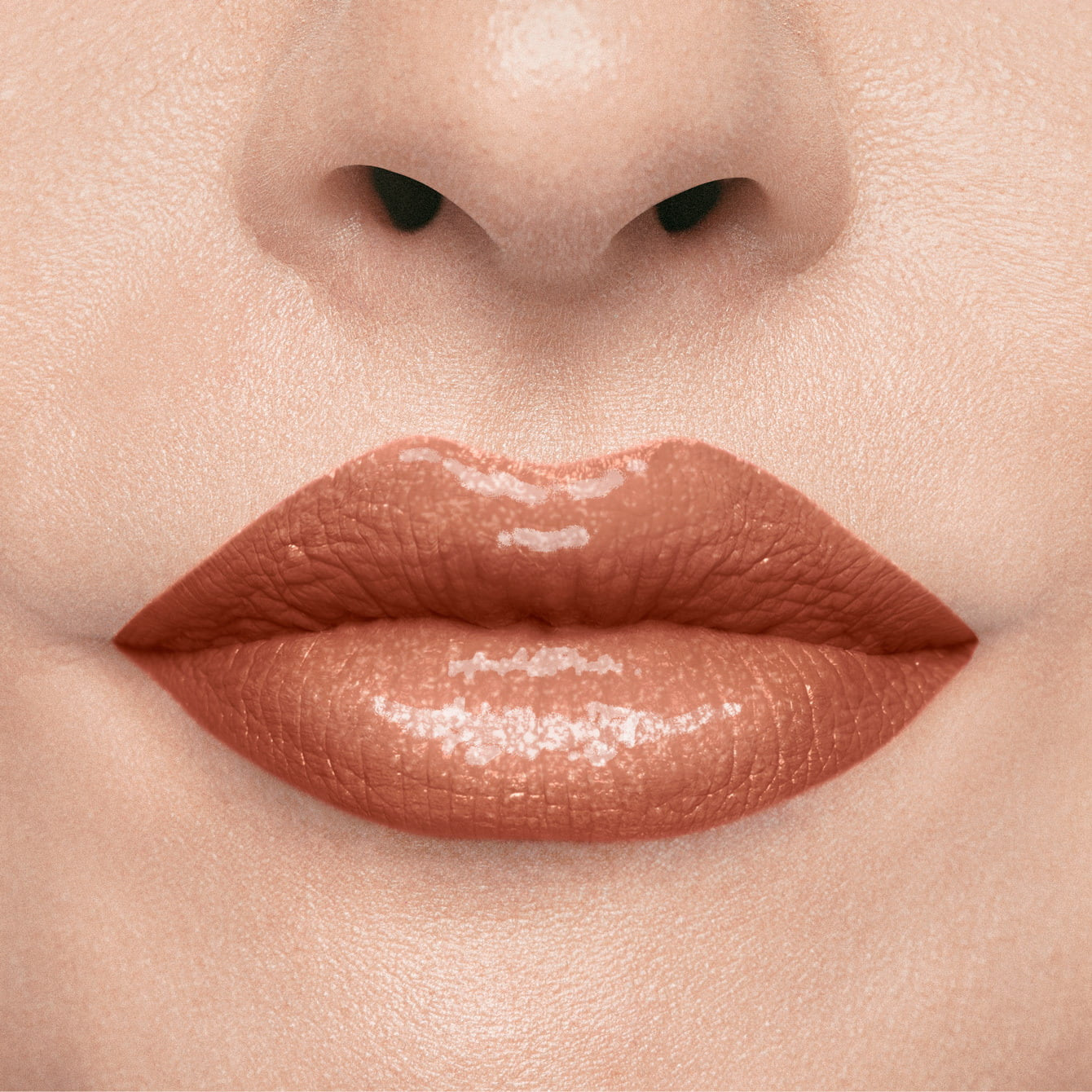 Bling Effect Lipgloss - Almond