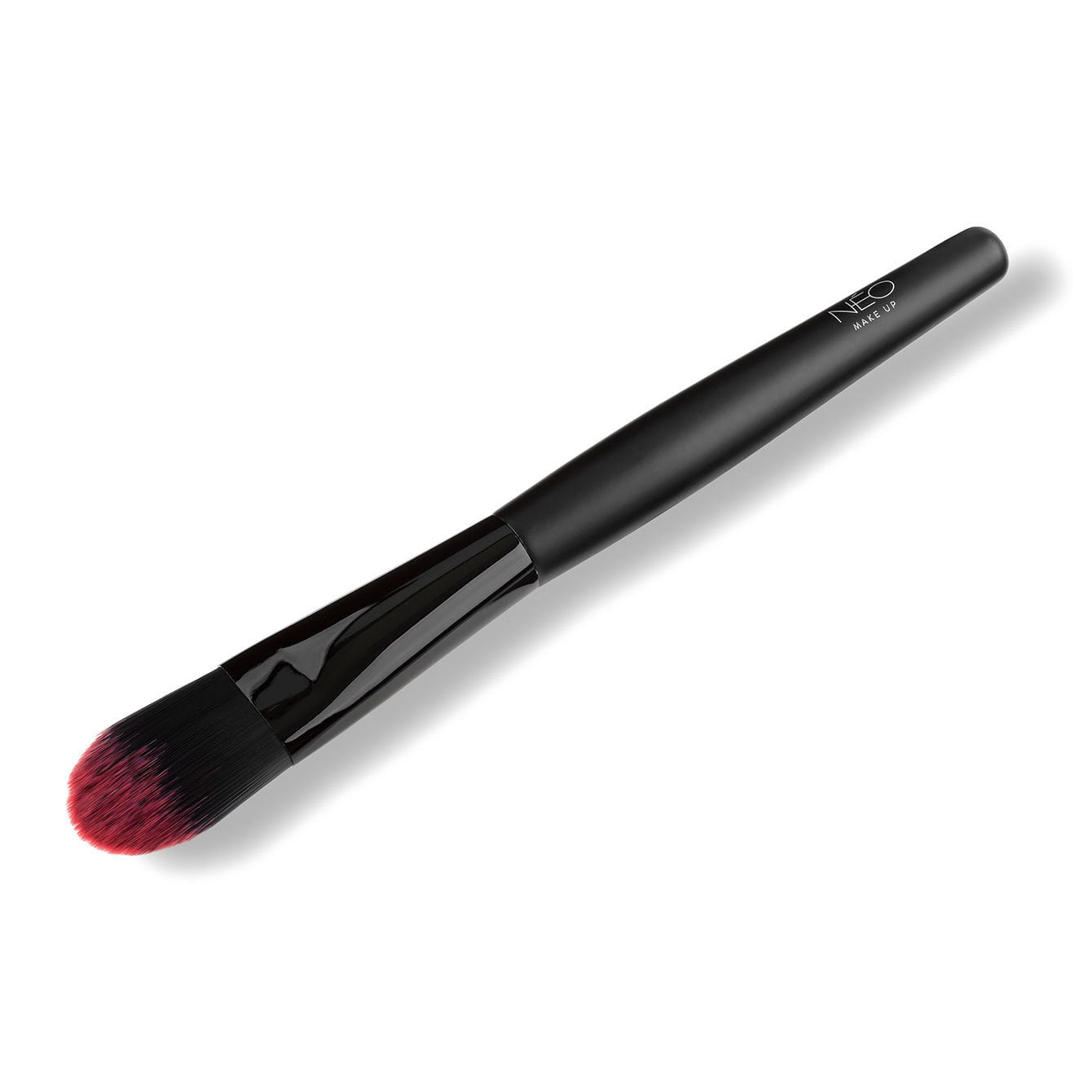 01 Foundation Brush