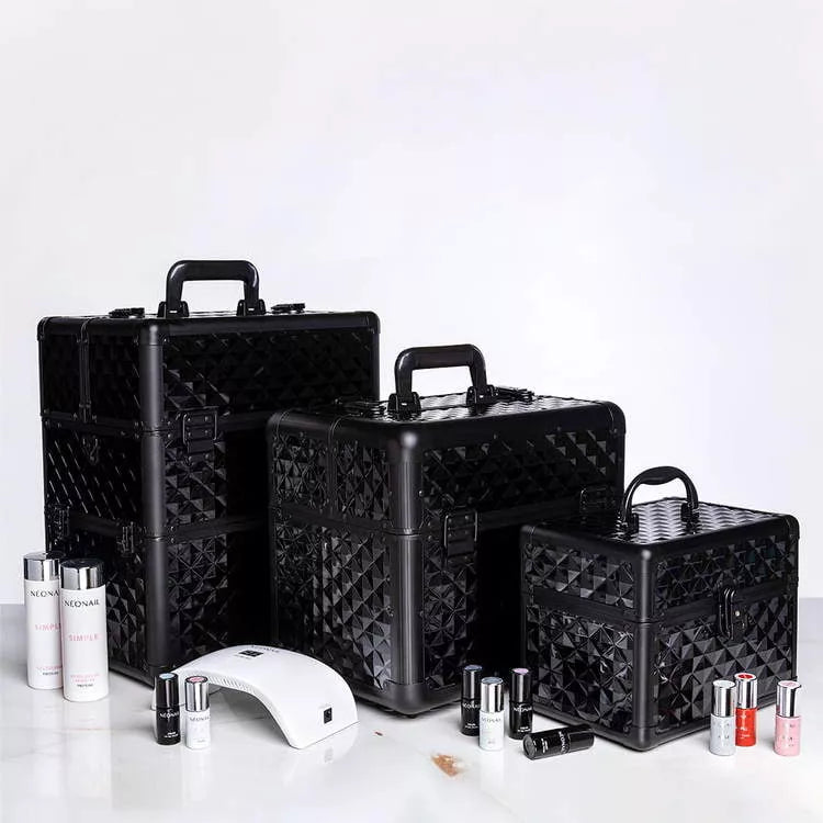Cosmetic case L